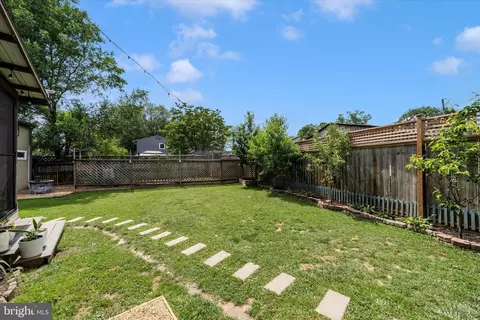 Exterior - 11816 Selfridge Rd, Silver Spring, MD 20906 photo 13 of 17