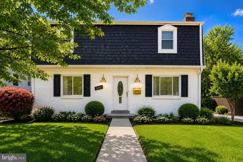 4216 Anthony St, Kensington, MD 20895