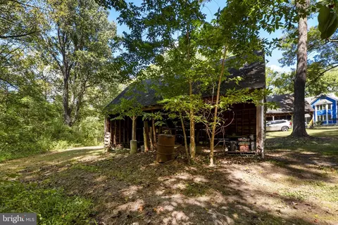 Exterior - 16112 Barnesville Rd, Boyds, MD 20841 photo 18 of 22