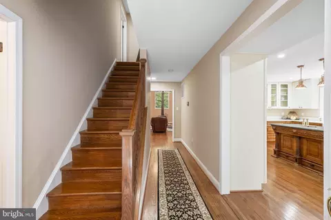 Entry Way - 16112 Barnesville Rd, Boyds, MD 20841 photo 1 of 6