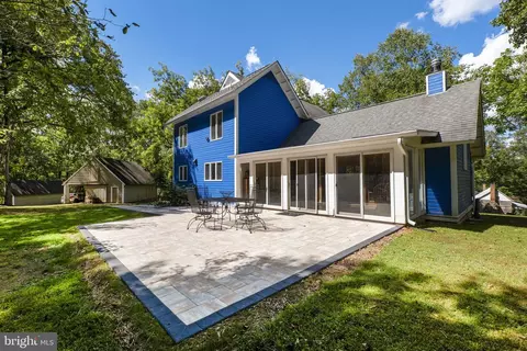 Exterior - 16112 Barnesville Rd, Boyds, MD 20841 photo 9 of 22
