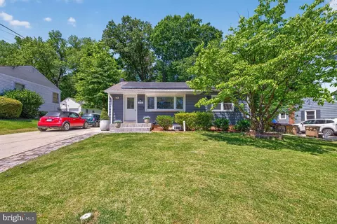 310 Edmonston Dr, Rockville, MD 20851