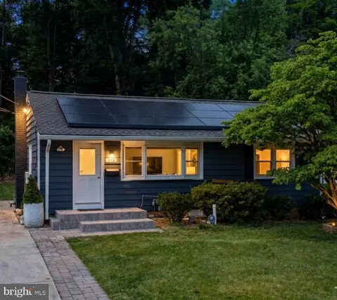 310 Edmonston Dr, Rockville, MD 20851