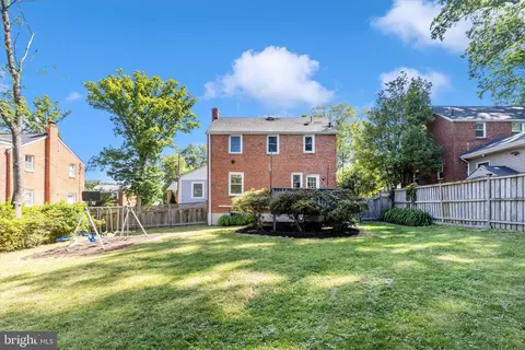 Exterior - 2714 Arvin St, Silver Spring, MD 20902 photo 9 of 15