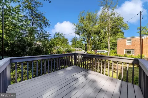 Exterior - 2714 Arvin St, Silver Spring, MD 20902 photo 4 of 15