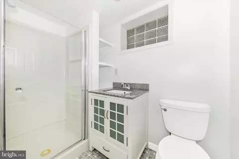Bath - 2714 Arvin St, Silver Spring, MD 20902 photo 2 of 2