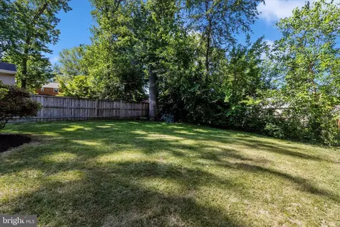Exterior - 2714 Arvin St, Silver Spring, MD 20902 photo 10 of 15
