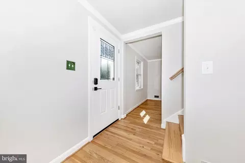 Entry Way - 2714 Arvin St, Silver Spring, MD 20902 photo 1 of 4