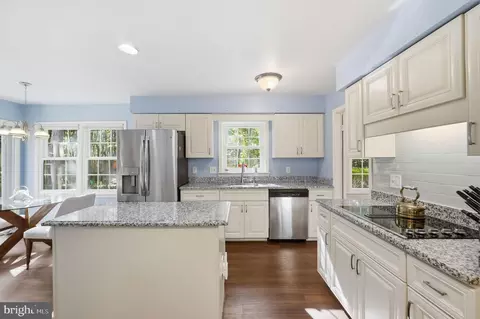 Kitchen - 15205 Winstead Ln, Silver Spring, MD 20905 photo 2 of 3