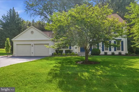 Exterior - 15205 Winstead Ln, Silver Spring, MD 20905 photo 7 of 7