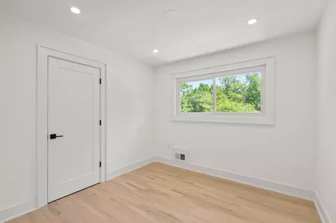 Bedroom - 209 Thistle Dr, Silver Spring, MD 20901 photo 5 of 5