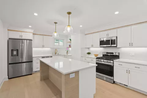 Kitchen - 209 Thistle Dr, Silver Spring, MD 20901 photo 1 of 3