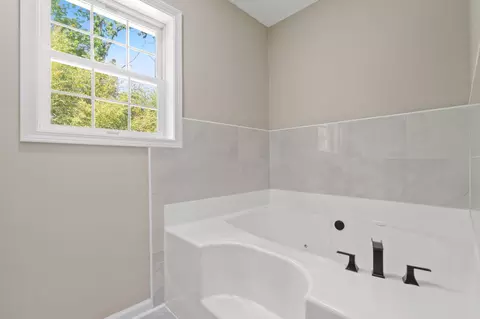 Bath - 2017 Glenallan Ave, Silver Spring, MD 20902 photo 6 of 7