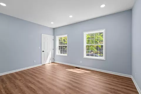 Living - 2017 Glenallan Ave, Silver Spring, MD 20902 photo 2 of 5