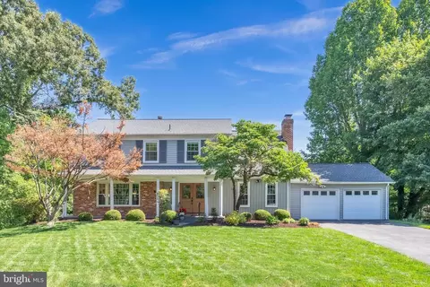 8231 Inverness Hollow Ter, Potomac, MD 20854