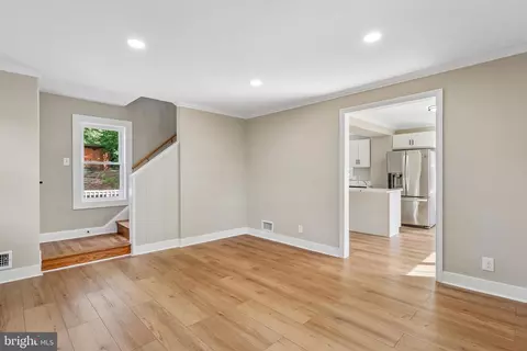 Living - 1106 Meurilee Ln, Silver Spring, MD 20901 photo 2 of 2
