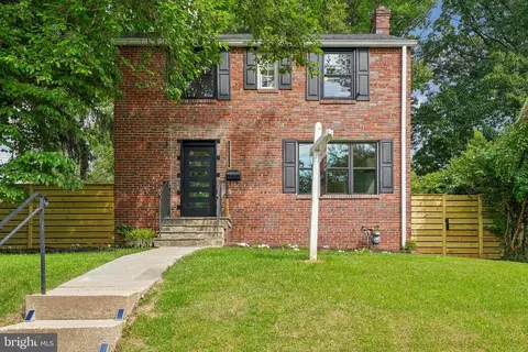 1106 Meurilee Ln, Silver Spring, MD 20901