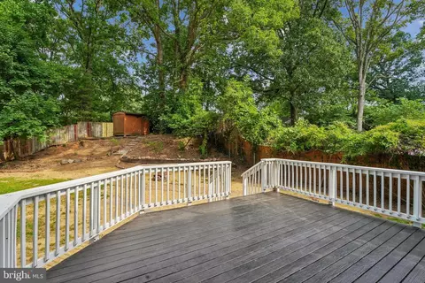 Exterior - 1106 Meurilee Ln, Silver Spring, MD 20901 photo 4 of 9