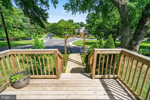 Exterior - 12200 Valleywood Dr, Silver Spring, MD 20902 photo 5 of 5