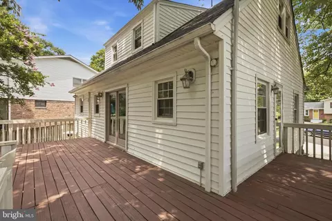 Exterior - 10614 Glenwild Rd, Silver Spring, MD 20901 photo 7 of 9