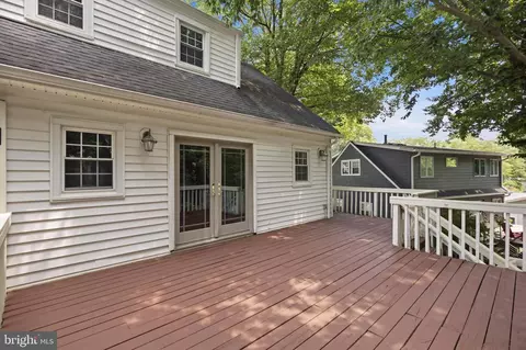 Exterior - 10614 Glenwild Rd, Silver Spring, MD 20901 photo 3 of 9