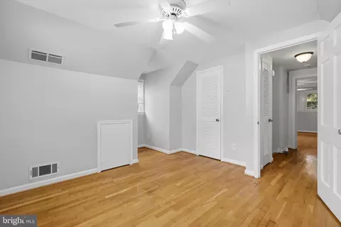 Bedroom - 10614 Glenwild Rd, Silver Spring, MD 20901 photo 3 of 8