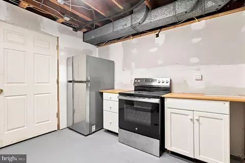 Kitchen - 10614 Glenwild Rd, Silver Spring, MD 20901 photo 2 of 2