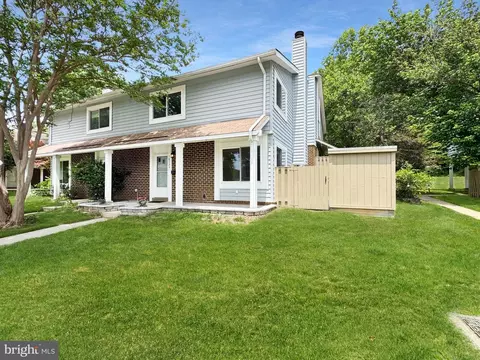 18724 Paprika Ct, Germantown, MD 20874