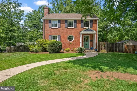 Exterior - 1709 White Oak Dr, Silver Spring, MD 20910 photo 2 of 6