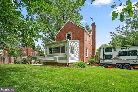 Exterior - 1709 White Oak Dr, Silver Spring, MD 20910 photo 6 of 6