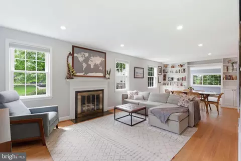Living - 1709 White Oak Dr, Silver Spring, MD 20910 photo 1 of 1