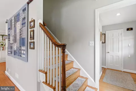 Entry Way - 1709 White Oak Dr, Silver Spring, MD 20910 photo 2 of 6