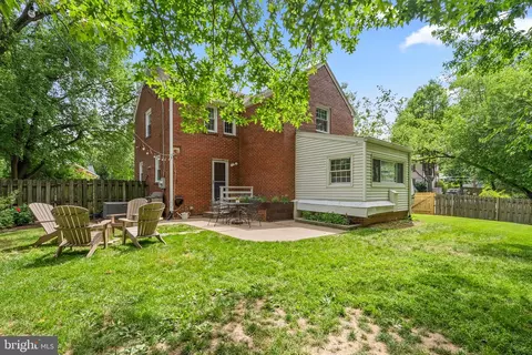 Exterior - 1709 White Oak Dr, Silver Spring, MD 20910 photo 5 of 6