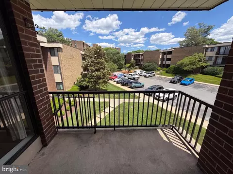 Exterior - 9907 Blundon Dr #302, Silver Spring, MD 20902 photo 2 of 2