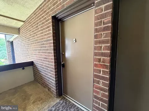 Entry Way - 9907 Blundon Dr #302, Silver Spring, MD 20902 photo 2 of 2