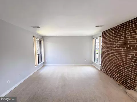 Living - 9907 Blundon Dr #302, Silver Spring, MD 20902 photo 2 of 4