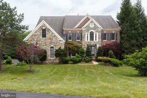 19336 Cypress Hill Way, Gaithersburg, MD 20879