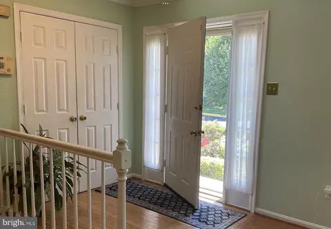 Entry Way - 15118 Callohan Ct, Silver Spring, MD 20906 photo 2 of 7