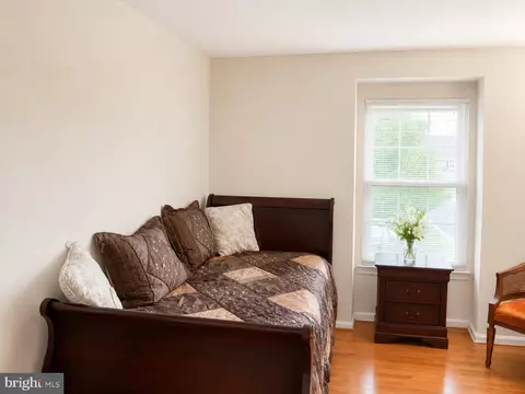Bedroom - 15118 Callohan Ct, Silver Spring, MD 20906 photo 2 of 5