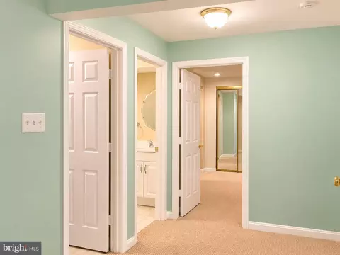 Entry Way - 15118 Callohan Ct, Silver Spring, MD 20906 photo 7 of 7