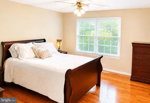 Bedroom - 15118 Callohan Ct, Silver Spring, MD 20906 photo 1 of 5