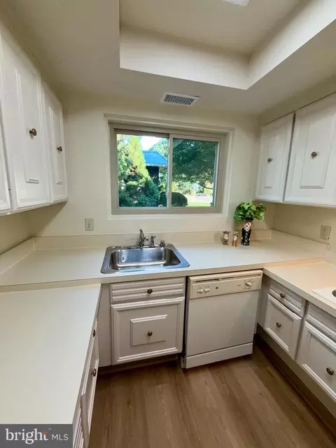 Kitchen - 3671 S Leisure World Blvd #15-E, Silver Spring, MD 20906 photo 2 of 4