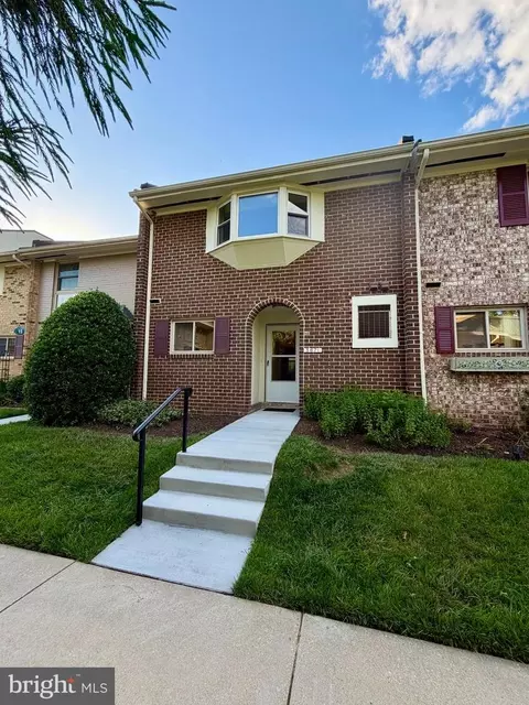 3671 S Leisure World Blvd #15-E, Silver Spring, MD 20906