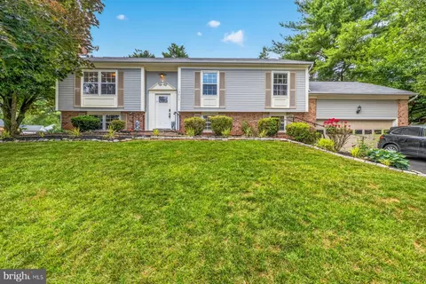 13413 Wisteria Dr, Germantown, MD 20874