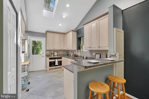 Kitchen - 1530 Murphy Ln, Silver Spring, MD 20905 photo 1 of 4