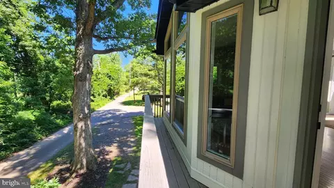 Exterior - 1530 Murphy Ln, Silver Spring, MD 20905 photo 11 of 24