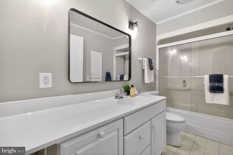 Bath - 1530 Murphy Ln, Silver Spring, MD 20905 photo 1 of 3
