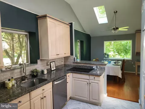 Kitchen - 1530 Murphy Ln, Silver Spring, MD 20905 photo 4 of 4
