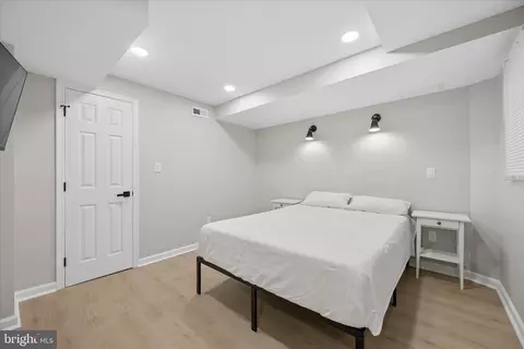 Bedroom - 1515 Dennis Ave, Silver Spring, MD 20902 photo 9 of 10