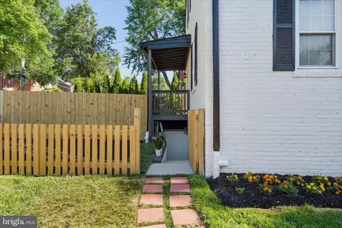 Exterior - 1515 Dennis Ave, Silver Spring, MD 20902 photo 14 of 22